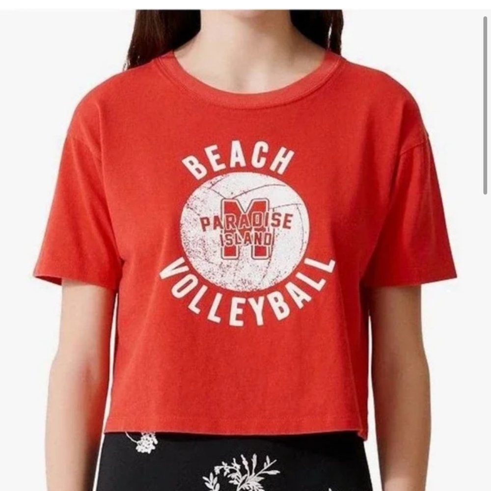 Maje Tango Beach Volleyball Graphic Crewneck Crop T-shirt